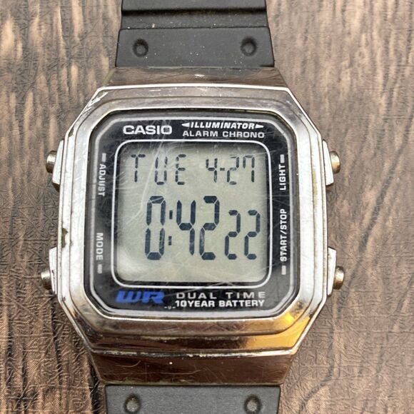 Vintage Casio A178W Venom Backlight Digital Watch Working - Picture 2 of 10